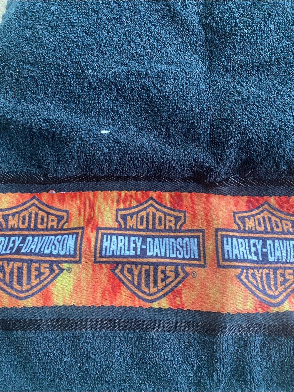 Harley-Davidson Black Towels with Orange Flame Bar & Shield Trim - used - Picture 3 of 7